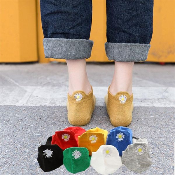 socks & hosiery 5 pairs lot fashion women girl student embroidery casual daisy summer spring autumn low cut boat sock cotton, Black;white
socks & hosiery 5 pairs lot fashion women girl student embroidery casual daisy summer spring autumn low cut boat sock cotton, Black;white