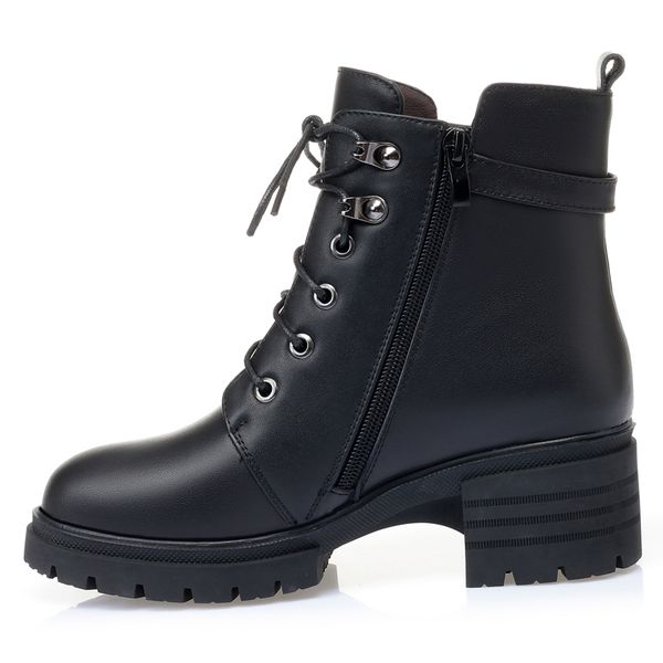 womens winter genuel leather martin boots plus size girls handsome black short ankle boots wool warm lady work shoes 3733
womens winter genuel leather martin boots plus size girls handsome black short ankle boots wool warm lady work shoes 3733