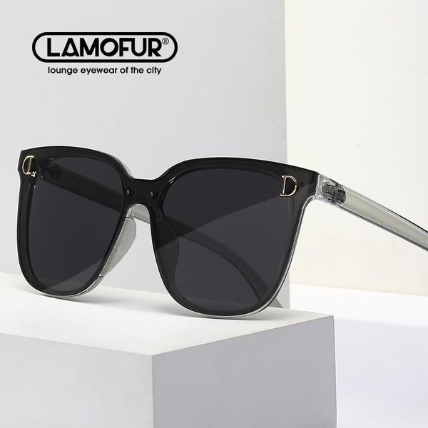 sunglasses 2021 borderless d-trend street shooting female fashion outdoor sunshade polarized d6, White;black
sunglasses 2021 borderless d-trend street shooting female fashion outdoor sunshade polarized d6, White;black