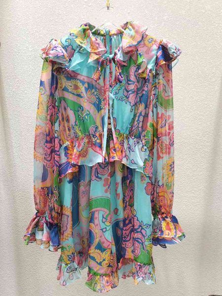 100% silk paisley print flare lantern long sleeved 2021 summer collection bohemian design chiffon jumpsuit, Black;white
100% silk paisley print flare lantern long sleeved 2021 summer collection bohemian design chiffon jumpsuit, Black;white