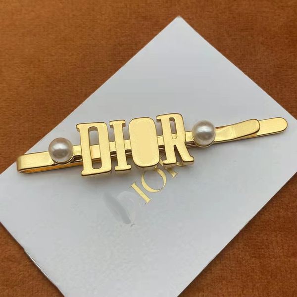 new letter red star pearl hairpin fashion hair accessories exclusive fine jewel, Golden;silver
new letter red star pearl hairpin fashion hair accessories exclusive fine jewel, Golden;silver