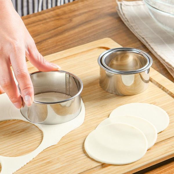 3pcs silver dumpling wrappers molds jiaozi wrapper maker cook pastry dough cut tool baking mold gadgets shiu mai & tools
3pcs silver dumpling wrappers molds jiaozi wrapper maker cook pastry dough cut tool baking mold gadgets shiu mai & tools