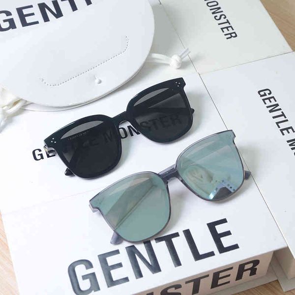 sunglasses mens and womens sunglasses, soft, br, monster, mens with original case, White;black
sunglasses mens and womens sunglasses, soft, br, monster, mens with original case, White;black