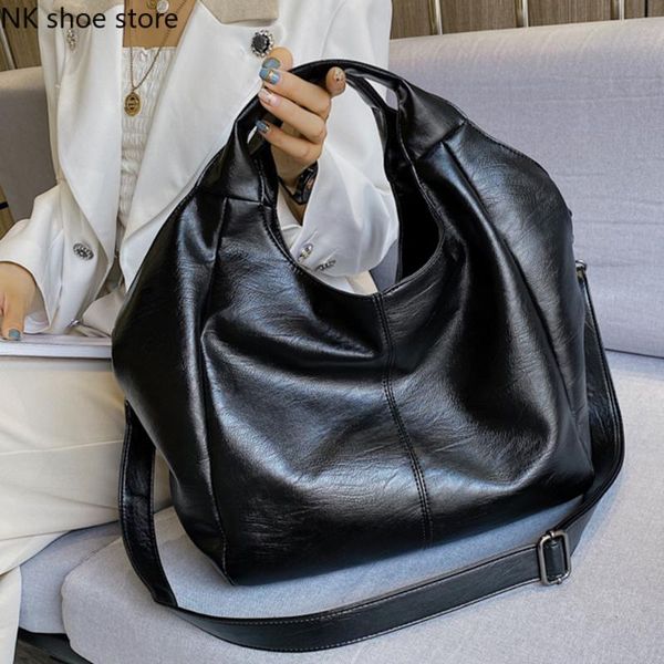 evening bags large capacity totes bag pu leather big shoulder for women 2021 fashion ladies crossbody trending handbags
evening bags large capacity totes bag pu leather big shoulder for women 2021 fashion ladies crossbody trending handbags