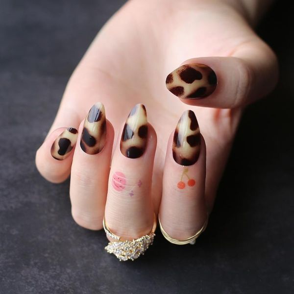 false nails classic cheetah brown fake almond acrylic glossy stiletto short leopard print yellow, Red;gold
false nails classic cheetah brown fake almond acrylic glossy stiletto short leopard print yellow, Red;gold