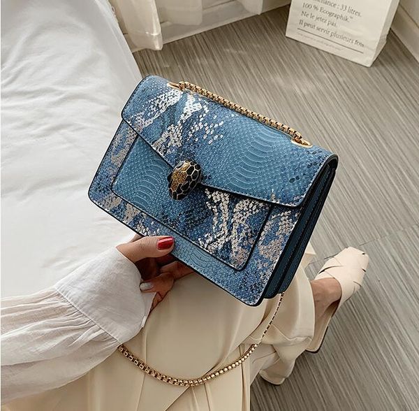 factory wholesale women handbag retro leather chain bag street trend contrast color alligator handbags personalized matching leathers messen, Black;red
factory wholesale women handbag retro leather chain bag street trend contrast color alligator handbags personalized matching leathers messen, Black;red