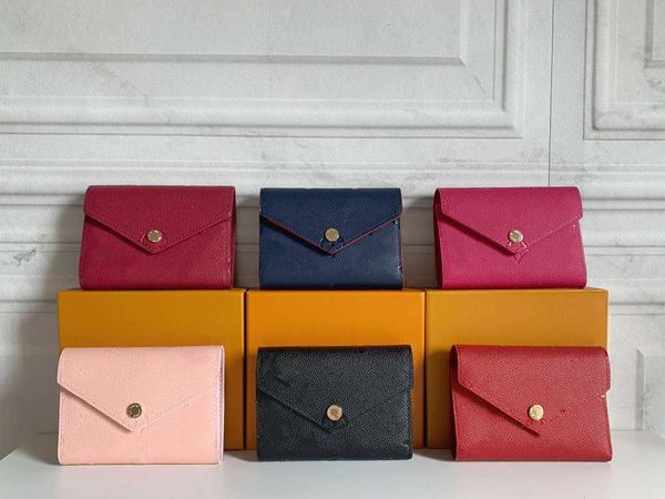 2021 fashion flowers digner wallets luxurys men women leather bags classic letters key coin purse original box plaid card, Red;black
2021 fashion flowers digner wallets luxurys men women leather bags classic letters key coin purse original box plaid card, Red;black