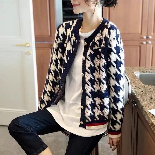 women's knits & tees 2021 autumn winter sweaters with golden thread checkered elegant knitted cardigans outwear vintage wild, White
women's knits & tees 2021 autumn winter sweaters with golden thread checkered elegant knitted cardigans outwear vintage wild, White
