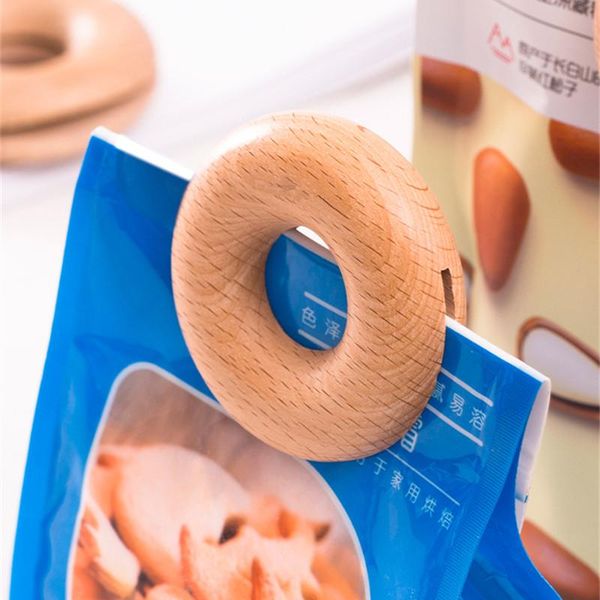 bag clips donut shape portable solid wood snack fresh reusable magnet refrigerator sticker kitchen gadgets
bag clips donut shape portable solid wood snack fresh reusable magnet refrigerator sticker kitchen gadgets