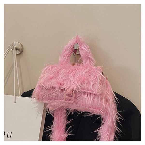 handbag female net red same hairy hourglass autumn and winter versatile one messenger 55% off factory store
handbag female net red same hairy hourglass autumn and winter versatile one messenger 55% off factory store