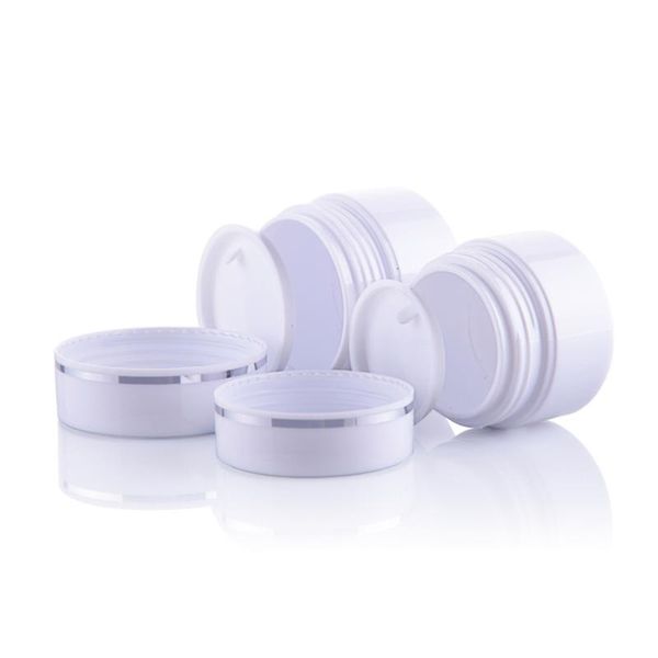 20pcs double wall cosmetics containers empty white jar plastic silver foil band for cream sample pots with inner lids 30g 50g storage bottle
20pcs double wall cosmetics containers empty white jar plastic silver foil band for cream sample pots with inner lids 30g 50g storage bottle