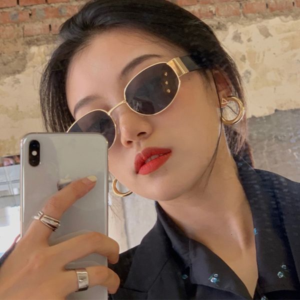 sunglasses 2021 luxury brand designer women lady vintage sun glasses female driving eyewear oculos de sol, White;black
sunglasses 2021 luxury brand designer women lady vintage sun glasses female driving eyewear oculos de sol, White;black