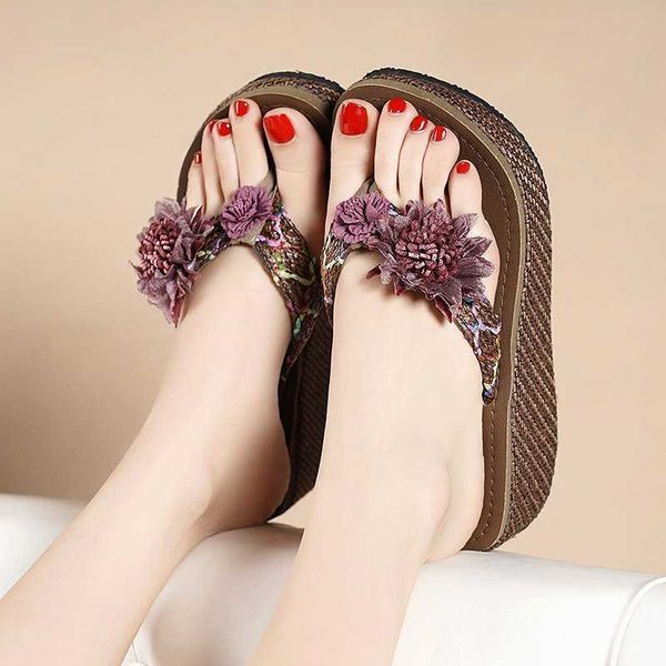 large slope heel women's slippers summer 2021 one foot flower decorative herringbone casual shoes, Black
large slope heel women's slippers summer 2021 one foot flower decorative herringbone casual shoes, Black