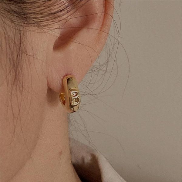 hoop & huggie korean retro metal c shape earrings for women femme gold color alloy circle open vintage statement party jewelry, Golden;silver
hoop & huggie korean retro metal c shape earrings for women femme gold color alloy circle open vintage statement party jewelry, Golden;silver