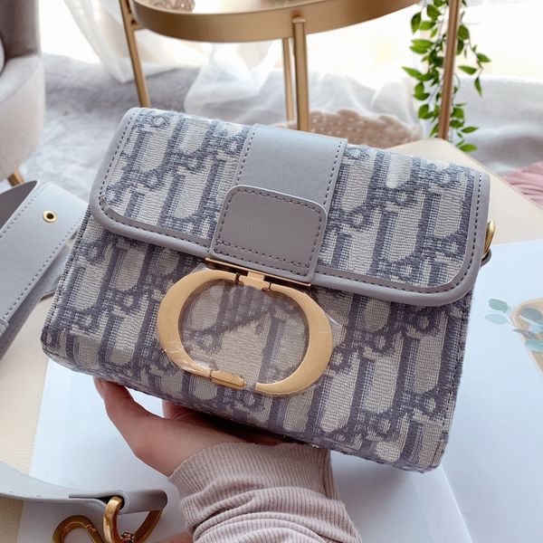 montaigne box handbag messenger bags gray black jacquard printed canvas women's shoulder bag designer handbag handbags wallet
montaigne box handbag messenger bags gray black jacquard printed canvas women's shoulder bag designer handbag handbags wallet