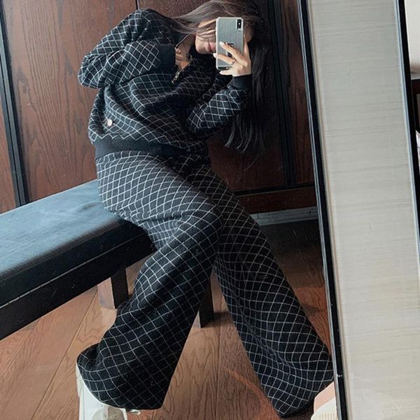 women's tracksuits women outfits korean plaid tracksuit loose sweater elastic waist wide leg pants suits knitted sport two piece sets, Gray
women's tracksuits women outfits korean plaid tracksuit loose sweater elastic waist wide leg pants suits knitted sport two piece sets, Gray