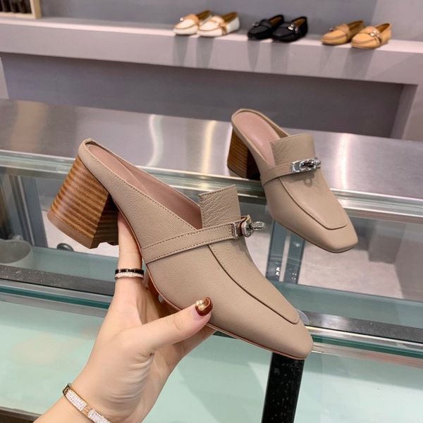 2021 latest high-end dress shoes fashion classic wedding shoes women's party fashion flat luxury designer shoes real leather, Black
2021 latest high-end dress shoes fashion classic wedding shoes women's party fashion flat luxury designer shoes real leather, Black