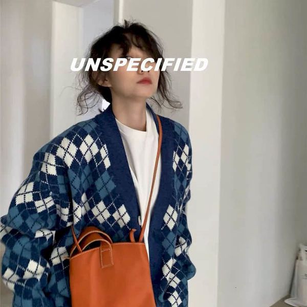 women's jackets cardigan, v-neck long sleeve jacket, japanese contrast color, hong kong retro preppy style, Black;brown
women's jackets cardigan, v-neck long sleeve jacket, japanese contrast color, hong kong retro preppy style, Black;brown