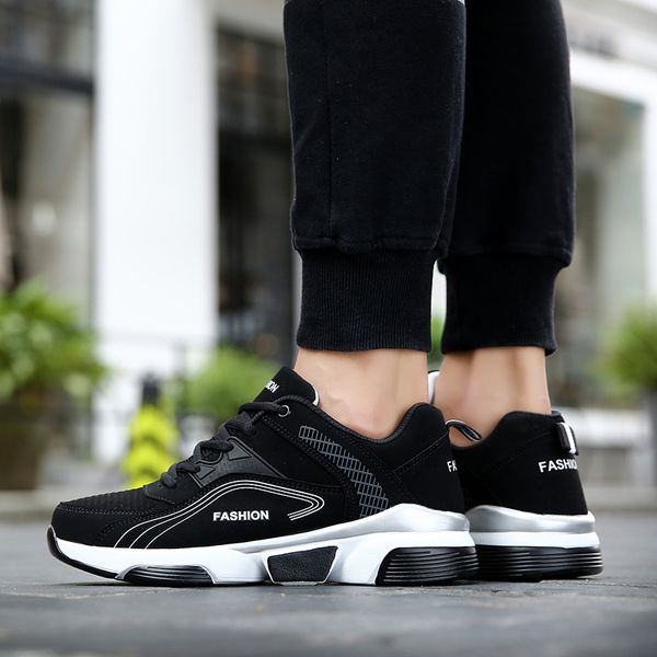 wholesale leahter womens mens running shoes black white red volt code: lx32-8816 jogging sports trainers sneakers size 39-44
wholesale leahter womens mens running shoes black white red volt code: lx32-8816 jogging sports trainers sneakers size 39-44