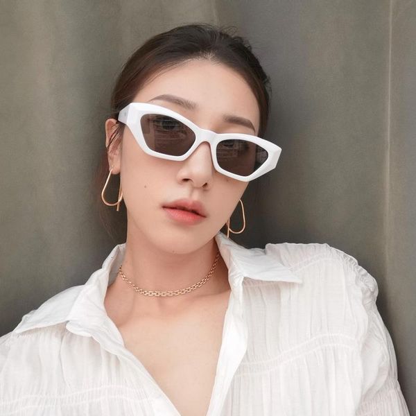 sunglasses 2022 irrigular for ladies tac lens sun shades glasses travel fishing uv400, White;black
sunglasses 2022 irrigular for ladies tac lens sun shades glasses travel fishing uv400, White;black