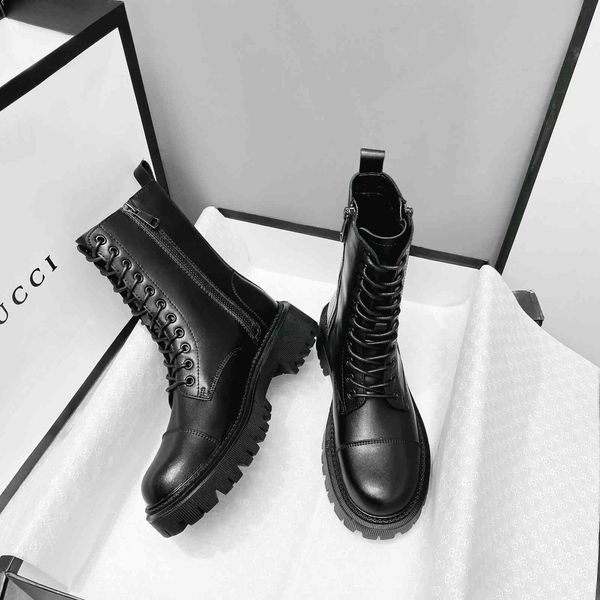 thick bottom martin boots women's korean leisure middle tube paris autumn and winter psh leather with cotton, Black
thick bottom martin boots women's korean leisure middle tube paris autumn and winter psh leather with cotton, Black