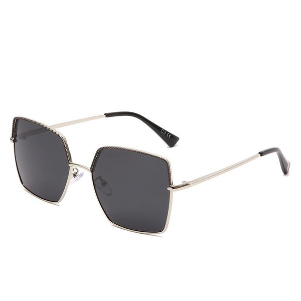 sunglasses ladies big face slim metal frame retro women snail texture phnom penh 72034, White;black
sunglasses ladies big face slim metal frame retro women snail texture phnom penh 72034, White;black