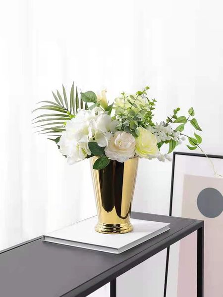 vases nordic minimalist luxury ceramic plating cup-shaped vase home decoration bedroom study living room flower arrangement ornaments
vases nordic minimalist luxury ceramic plating cup-shaped vase home decoration bedroom study living room flower arrangement ornaments