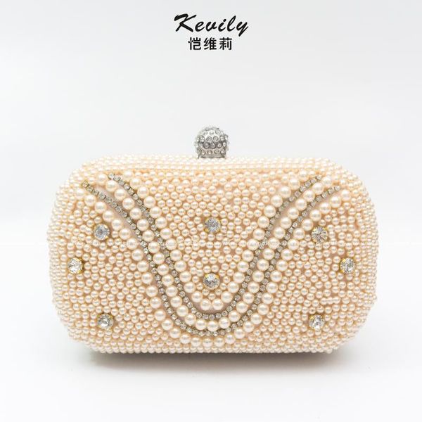 kaiweili v-shaped diamond pearl bag large dinner small temperament hand cheongsam dress party evening bags
kaiweili v-shaped diamond pearl bag large dinner small temperament hand cheongsam dress party evening bags