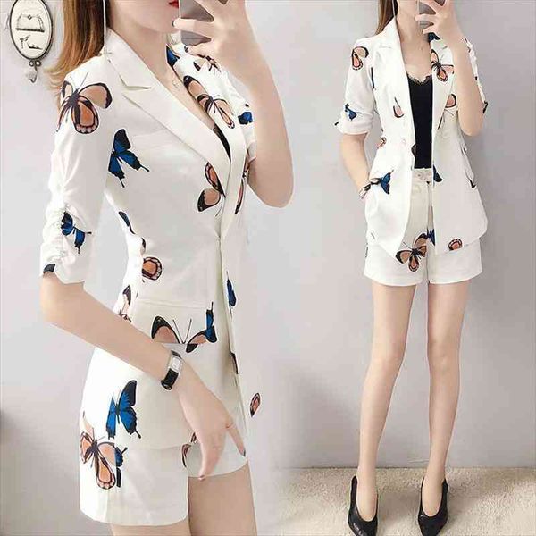 suit ensemble femme summer elegant office lady butterfly print blazer jacket and wide-leg shorts two-piece sets female, Gray
suit ensemble femme summer elegant office lady butterfly print blazer jacket and wide-leg shorts two-piece sets female, Gray