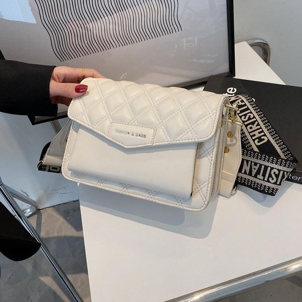 evening bags high-quality ladies rhombic embroidery thread smallbag 2021 wide shoulder strap female bag fashion messenger small square
evening bags high-quality ladies rhombic embroidery thread smallbag 2021 wide shoulder strap female bag fashion messenger small square