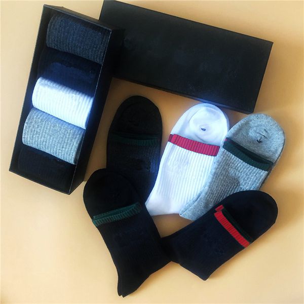 simple designer letter cotton sock men breathable sports stockings fashion ankle socks 5 pairs lot with box, Black
simple designer letter cotton sock men breathable sports stockings fashion ankle socks 5 pairs lot with box, Black