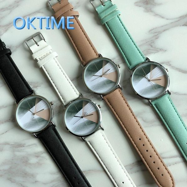 wristwatches 2021 personalized fan-shaped pattern design leather belt watch unique diamond shape second hand ladies gift, Slivery;brown
wristwatches 2021 personalized fan-shaped pattern design leather belt watch unique diamond shape second hand ladies gift, Slivery;brown