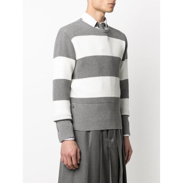 2021 autumn winter new college style aging stripe color matching four bar sweater crew neck pullover sweater bottomed shirt, White
2021 autumn winter new college style aging stripe color matching four bar sweater crew neck pullover sweater bottomed shirt, White
