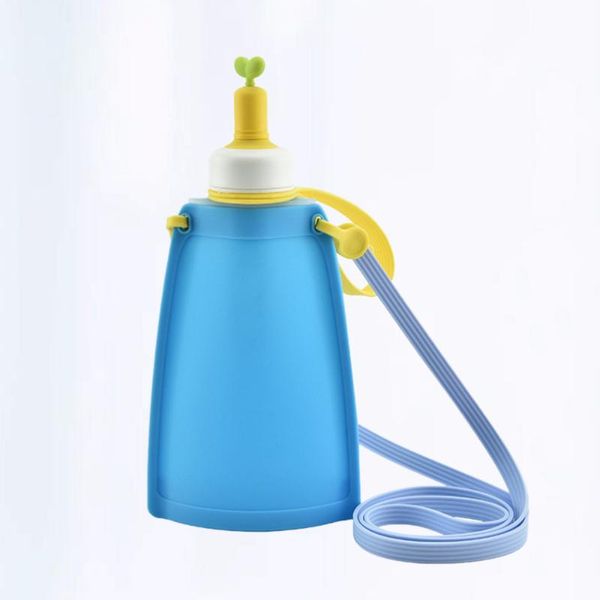 blue children foldable silicone water bag carrier portable drinking storage tank sports collapsible container space- outdoor bags
blue children foldable silicone water bag carrier portable drinking storage tank sports collapsible container space- outdoor bags