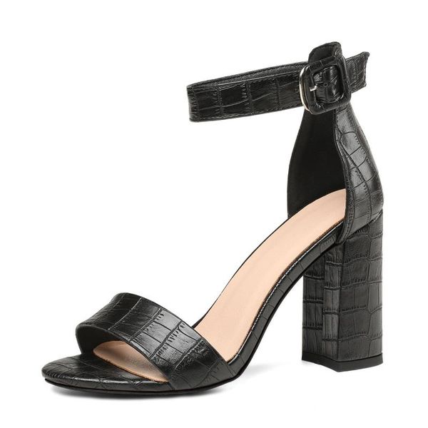 sandals 2021 summer chunky heels red black buckles strap ladylike temperament party shoes fashion women big size 45
sandals 2021 summer chunky heels red black buckles strap ladylike temperament party shoes fashion women big size 45