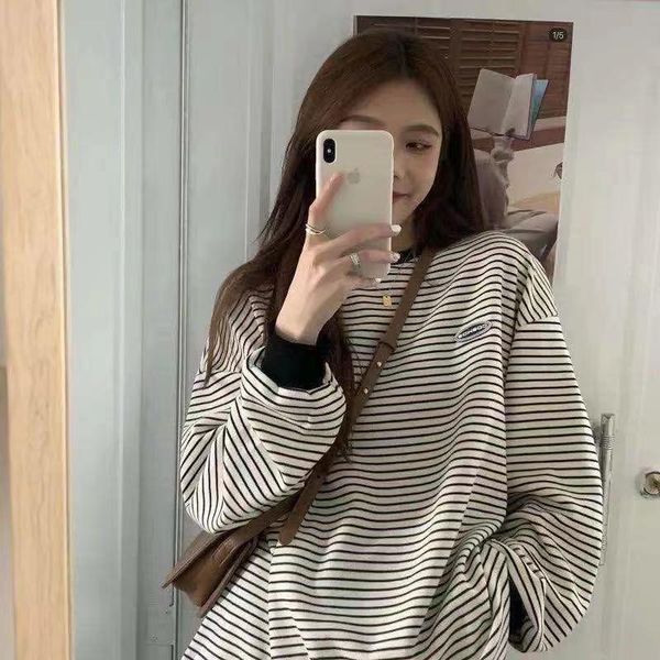 women's hoodies & sweatshirts contrasting striped sweater women ins trend retro black and white round neck loose long sleeves
women's hoodies & sweatshirts contrasting striped sweater women ins trend retro black and white round neck loose long sleeves