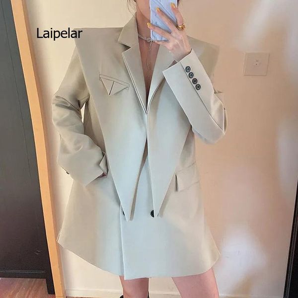 women's suits & blazers hugrich solid color shoulder pad jacket women long sleeve patchwork irregular for spring fashion 2021, White;black
women's suits & blazers hugrich solid color shoulder pad jacket women long sleeve patchwork irregular for spring fashion 2021, White;black