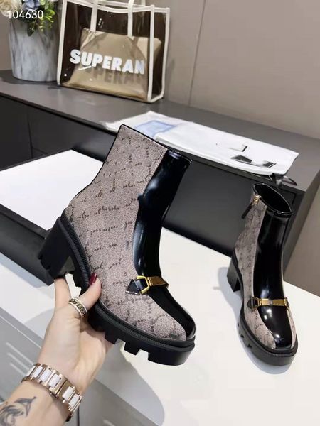 2021 latest high-quality brand high-heeled women's boots luxury custom logo soft and comfortable all leather raw packaging 35-40, Black
2021 latest high-quality brand high-heeled women's boots luxury custom logo soft and comfortable all leather raw packaging 35-40, Black