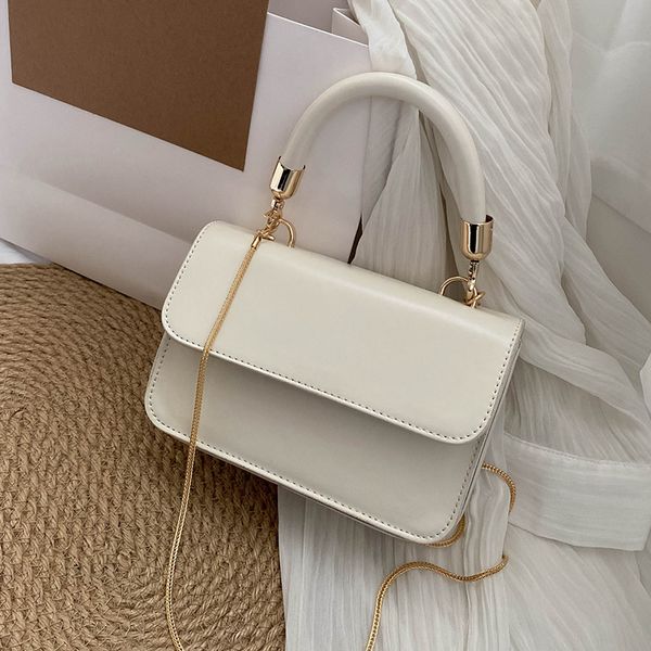 niche design high-end bag female 2021 popular new fashion chain messenger bag handbag square bag shoulder width 18cm
niche design high-end bag female 2021 popular new fashion chain messenger bag handbag square bag shoulder width 18cm