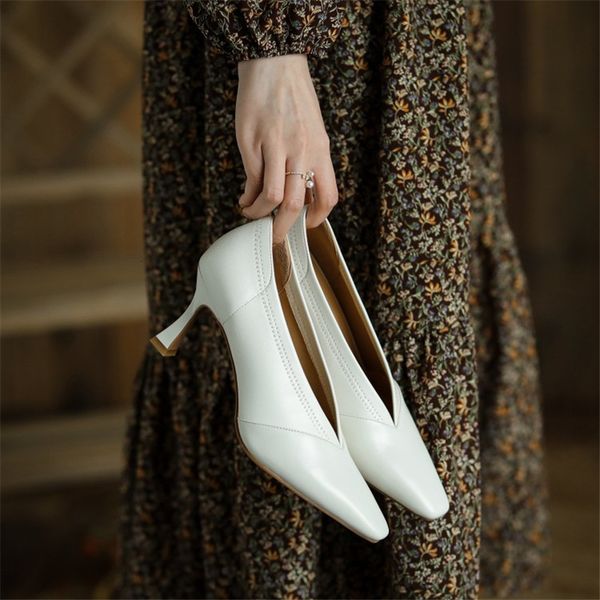 sandals genuine leather spring woman small toe pumps high fine heels (5cm-8cm) fashion and retro female shoes h7hg, Black
sandals genuine leather spring woman small toe pumps high fine heels (5cm-8cm) fashion and retro female shoes h7hg, Black