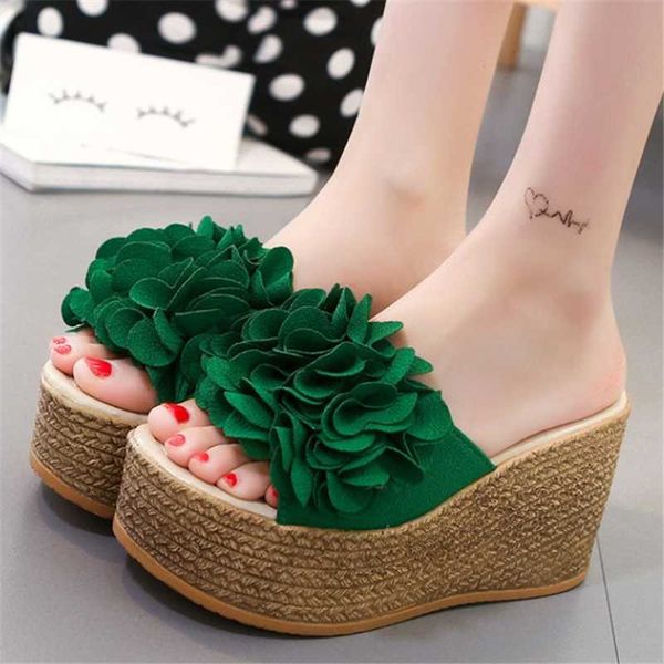 women 9cm wedges high heel slippers fashion summer solid color non-slip peep toe beach shoes light platform flowers sandals, Black
women 9cm wedges high heel slippers fashion summer solid color non-slip peep toe beach shoes light platform flowers sandals, Black