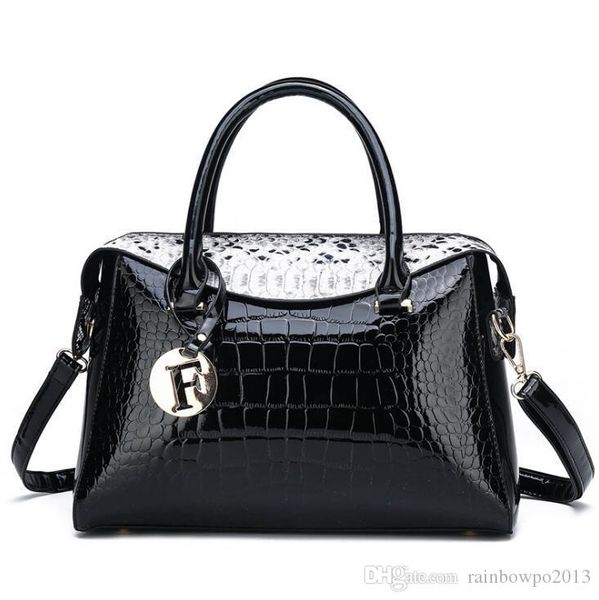 factory wholesale women bag elegant patent leather handbag fashion crocodile leathers messenger bags large capacity contrast shoulder handba
factory wholesale women bag elegant patent leather handbag fashion crocodile leathers messenger bags large capacity contrast shoulder handba
