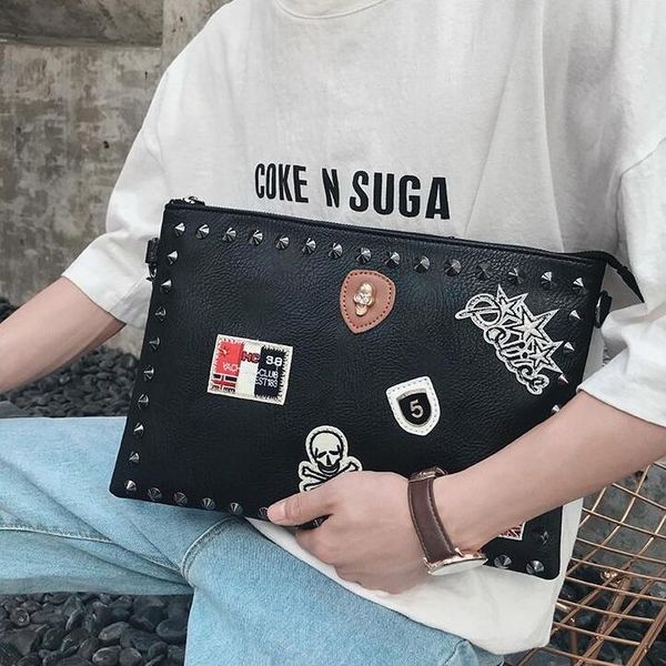 Factory outlet men's shoulder bag street rivet envelope bag cool patch fashion men handbag daily Joker black business Messenger bag trend leather backpack
Factory outlet men's shoulder bag street rivet envelope bag cool patch fashion men handbag daily Joker black business Messenger bag trend leather backpack