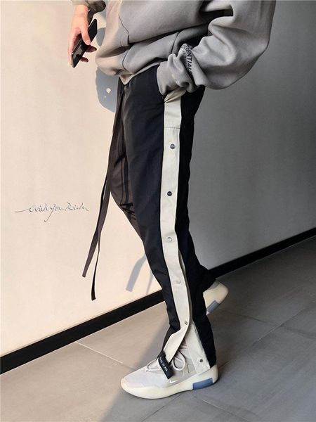 men's pants 2021 black sports wide-leg harajuku brand streetwear jogging casual breasted women's versatile trousers
men's pants 2021 black sports wide-leg harajuku brand streetwear jogging casual breasted women's versatile trousers