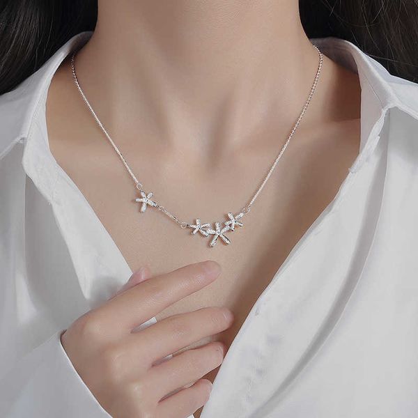 925 sier ins small crowd style flower necklace women's light xury simple versatile temperament fashion girl cold wind clavicle, Silver
925 sier ins small crowd style flower necklace women's light xury simple versatile temperament fashion girl cold wind clavicle, Silver