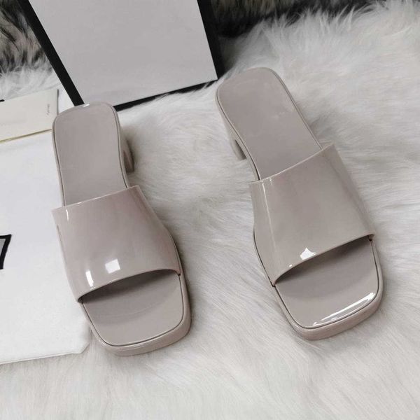 sandals slippersspring and summer 2021 women pointed flat heel slippers fashion size 35-41 comfortable with box dust bagluxurys designers zl, Black
sandals slippersspring and summer 2021 women pointed flat heel slippers fashion size 35-41 comfortable with box dust bagluxurys designers zl, Black