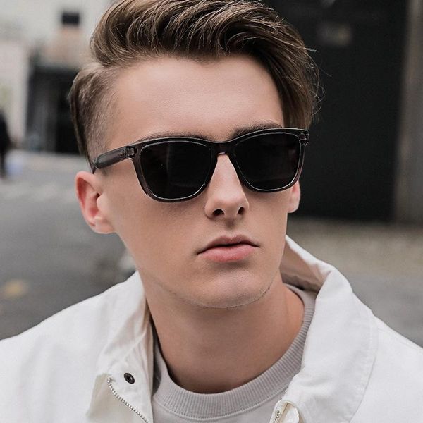polarized hd sunglasses same style for men and women classic retro anti-glare uv500 trend rich colors, White;black
polarized hd sunglasses same style for men and women classic retro anti-glare uv500 trend rich colors, White;black