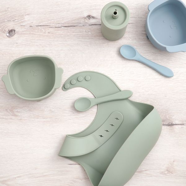 kawaii tableware for newborn dinnerware set bibs for children dinner set plates easy to clean food tray feeding spoon straw cup
kawaii tableware for newborn dinnerware set bibs for children dinner set plates easy to clean food tray feeding spoon straw cup