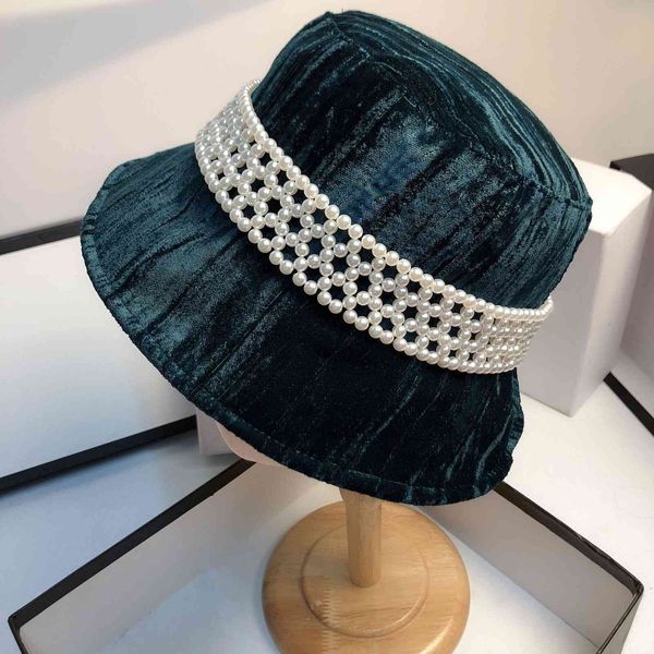 autumn and winter 2021 new french corduroy basin cap fashion elegant celebrity hepburn fisherman's hat, Black;white
autumn and winter 2021 new french corduroy basin cap fashion elegant celebrity hepburn fisherman's hat, Black;white