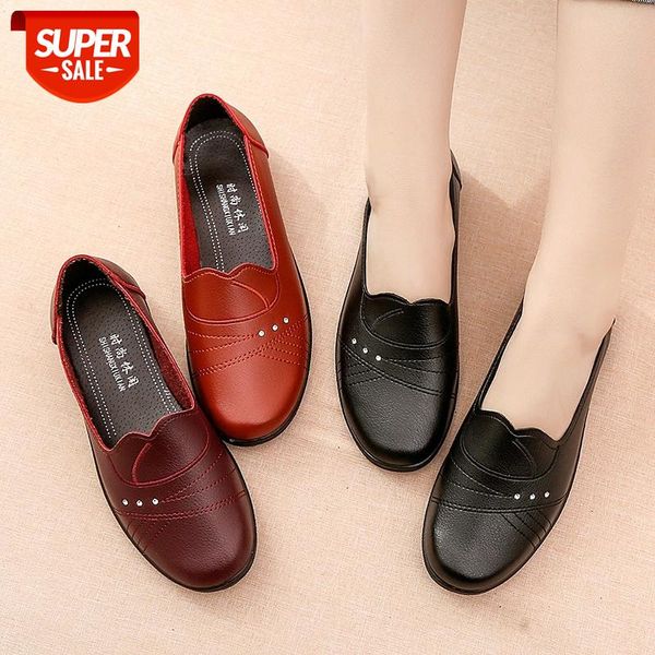 spring women flat shoes leather casual loafers female fashion slip on moccasins mother shoes comfort ladies footwear #n348
spring women flat shoes leather casual loafers female fashion slip on moccasins mother shoes comfort ladies footwear #n348